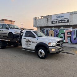 Chi-City Towing - Minivan Towing