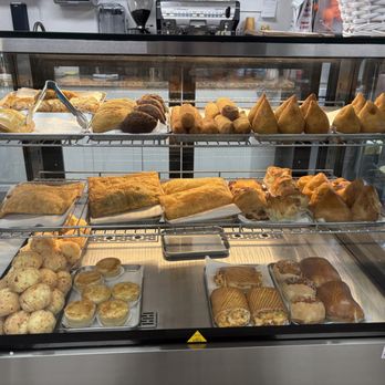 Delicious Bakery - Bakeries Near Me - Waterbury, Connecticut Delicious Bakery - Bakeries Near Me - Waterbury, Connecticut