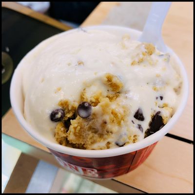 Cold Stone Creamery by null