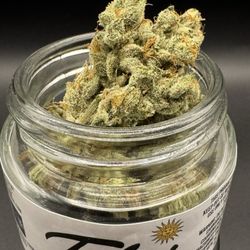 Cannabis Realm - Felas Nyc Haze