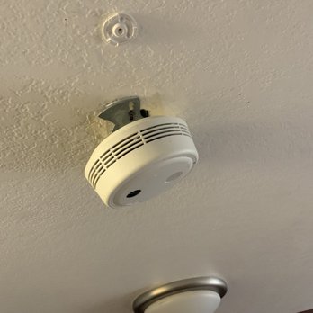 Red Roof Inn Lompoc - Smoke detector - Hotels Near Me - Lompoc, California