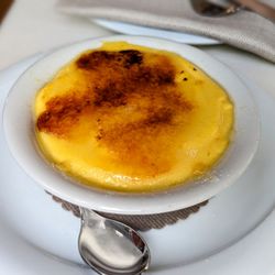 June 27, 2023; Crema catalana (€6).