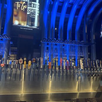 Yard House - Bar - Bars Near Me - Sunrise, Florida Yard House - Bar - Bars Near Me - Sunrise, Florida