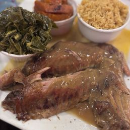 Smothered turkey wings, collards, sweet potatoes and seasoned rice! Smothered turkey wings, collards, sweet potatoes and seasoned rice!