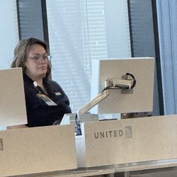 United Airlines - Rude lady