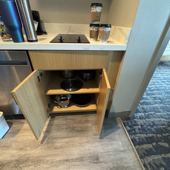 Residence Inn - Pots & Pans - Hotels Near Me - Jekyll Island, Georgia
