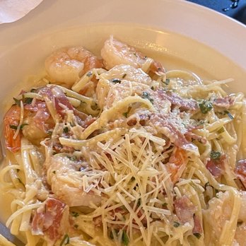 Fernando's Cali Kitchen - Lots of prawns in the prosciutto and prawns. Yummy!! - Mexican Near Me - Yuba City, California