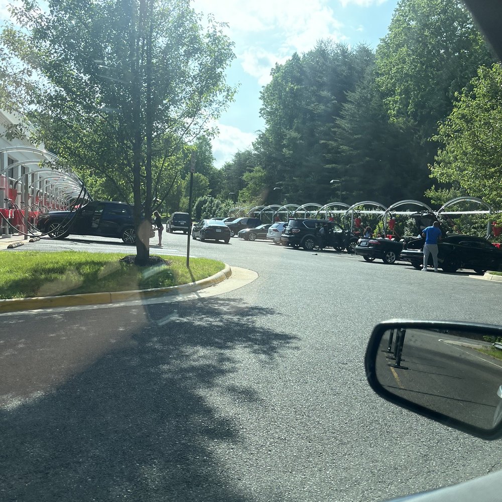 Flagship Carwash - Lots of self serve stations - Car Wash Near Me - Manassas, Virginia