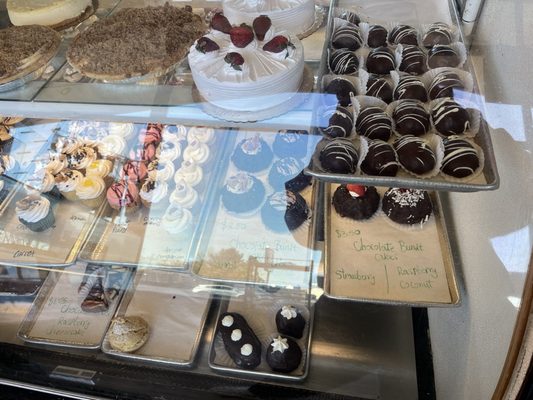 Piazza's Bakery by null