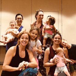 Ten Tiny Toes Yoga - Family Yoga!
