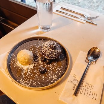 The Boxty House - Sticky Toffee Pudding - Irish Near Me - Dublin, D The Boxty House - Sticky Toffee Pudding - Irish Near Me - Dublin, D