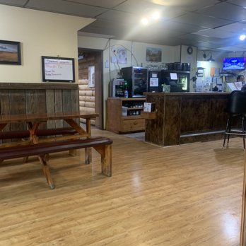 John Henry's Restaurant & Casino - Front room - Pizza Near Me - Choteau, Montana John Henry's Restaurant & Casino - Front room - Pizza Near Me - Choteau, Montana