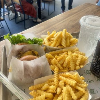 Shake Shack Theater District - Burgers Near Me - New York, New York Shake Shack Theater District - Burgers Near Me - New York, New York