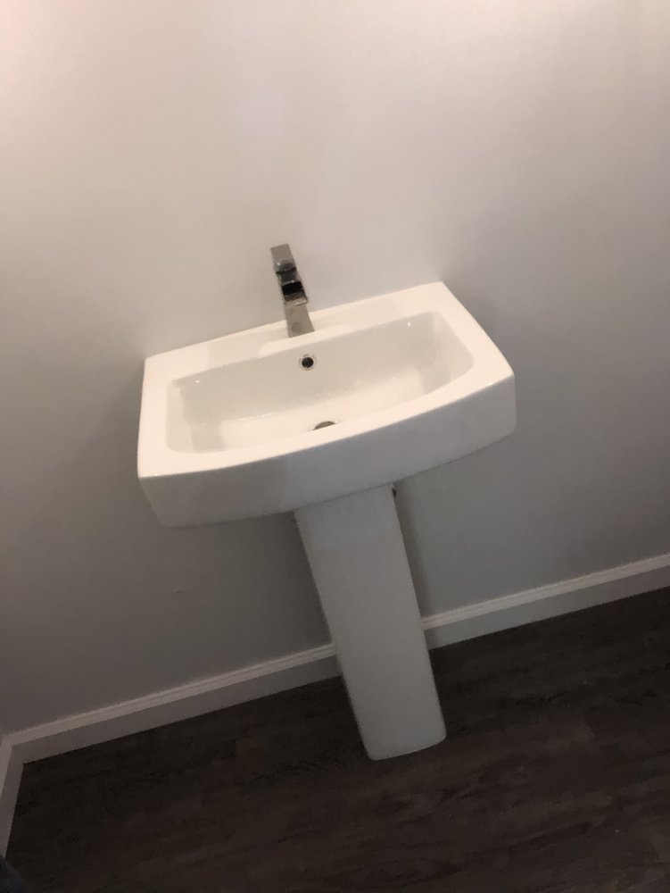 Slide of R&M Plumbing