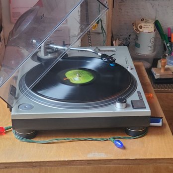 Paquebot Vieux Mtl - Their DJ -- Beatles today - Coffee & Tea Near Me - Montreal, Quebec Paquebot Vieux Mtl - Their DJ -- Beatles today - Coffee & Tea Near Me - Montreal, Quebec