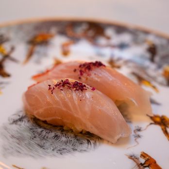 Uka Omakase - Kinmedai with Red Rose - Sushi Bars Near Me - New York, New York Uka Omakase - Kinmedai with Red Rose - Sushi Bars Near Me - New York, New York