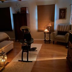 Ole Le Corporate Massage - Chair Massage for Ladies Night 2023