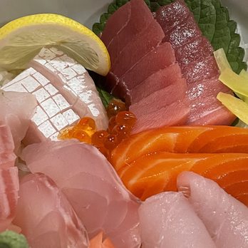 Hachi - 6. Chirashi Bowl Lunch - Japanese Near Me - Middletown, Connecticut