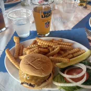 Kismet Inn - Cheeseburger - American Near Me - Kismet, New York Kismet Inn - Cheeseburger - American Near Me - Kismet, New York
