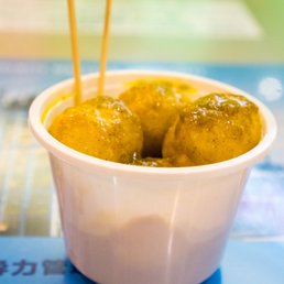 Curry fish ball