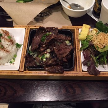 Del Seoul - Bulgogi bento box with added kimchi - Korean Near Me - Chicago, Illinois