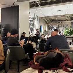 Salon Odyssée Desjardins - Plaza Premium Lounge