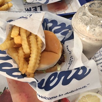 Culver's - Fast Food Near Me - Oak Lawn, Illinois