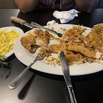 Hash House A Go Go - Lots left over after the two of us ate...it's a SHAME they wanted to charge extra for us sharing a plate. - Breakfast & Brunch Near Me - Atlantic City, New Jersey Hash House A Go Go - Lots left over after the two of us ate...it's a SHAME they wanted to charge extra for us sharing a plate. - Breakfast & Brunch Near Me - Atlantic City, New Jersey