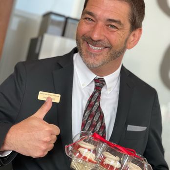 Smilin’ Sweets - Another smilin' and satisfied customer! - Cupcakes Near Me Smilin’ Sweets - Another smilin' and satisfied customer! - Cupcakes Near Me