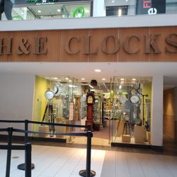 H & E Clock