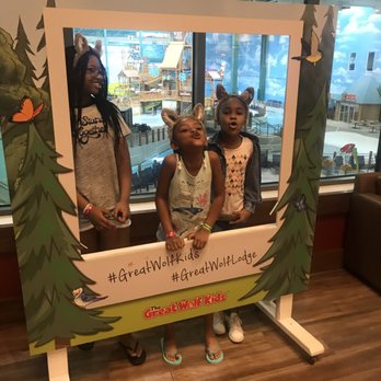 Great Wolf Lodge - photo booth - Water Parks Near Me - Gurnee, Illinois Great Wolf Lodge - photo booth - Water Parks Near Me - Gurnee, Illinois