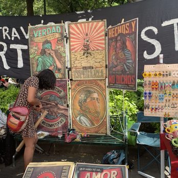 Coyoacán - Artists selling prints - Local Flavor Near Me - México, D.F., DIF
