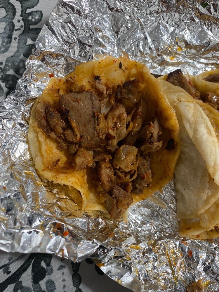 Tacos Los Cuñados