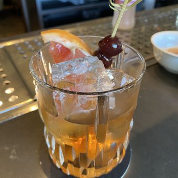 P41 - Cherry thunder - Bars Near Me
