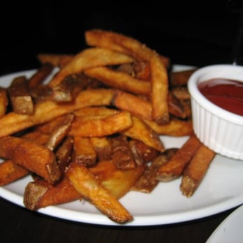 Vickery Park Plano - picnic fries w/ sriracha ketchup! - Bars Near Me - Plano, Texas