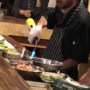 R Kitchen - Chef Chris charring - New American Near Me - Charleston, South Carolina R Kitchen - Chef Chris charring - New American Near Me - Charleston, South Carolina
