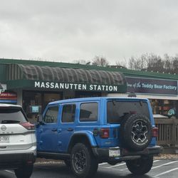 The Market at Massanutten Station - Basic convenience store