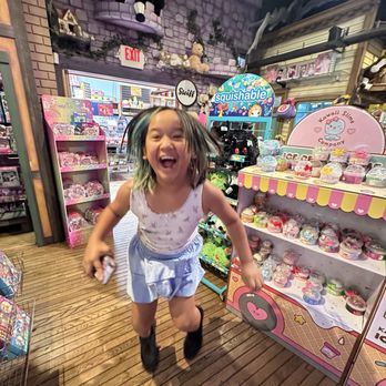 Stage Nine Entertainment - Toy Stores Near Me - Sacramento, California