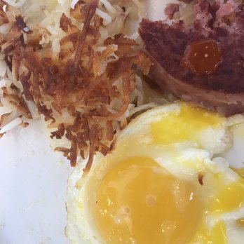 Vineyard Cafe - It's cornered Beef hash & eggs - Breakfast & Brunch Near Me - Oxnard, California Vineyard Cafe - It's cornered Beef hash & eggs - Breakfast & Brunch Near Me - Oxnard, California