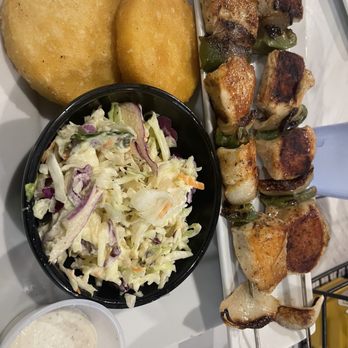 Caracas Bistro - Chicken Skewers with mini arepa and Coleslaw - Venezuelan Near Me - Mishawaka, Indiana Caracas Bistro - Chicken Skewers with mini arepa and Coleslaw - Venezuelan Near Me - Mishawaka, Indiana