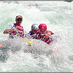 Oregon Whitewater Adventures - Umpqua River Rafting Trip