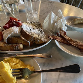 Morgans Restaurant - Vegan French Toast, Extra Eggs, Regular Bacon Brunch, pork sausage - New American Near Me - Miami, Florida Morgans Restaurant - Vegan French Toast, Extra Eggs, Regular Bacon Brunch, pork sausage - New American Near Me - Miami, Florida