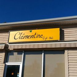 Clémentine Café Deli - Outside