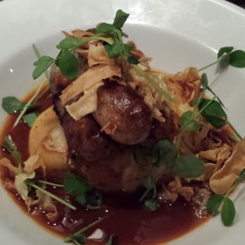 The Mason's Arms - Sausage and Mash; nice touch with the Tendrils! - Pubs Near Me - London, XGL