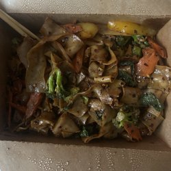 Oriental Food Concessions - Drunken Noodles