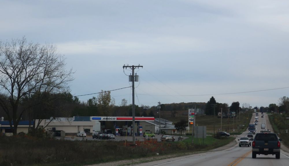 DOOR STOP AMOCO Updated September 2024 5581 Gordon Rd, Sturgeon Bay