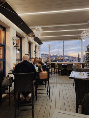 Demetris Woodstone Taverna by null