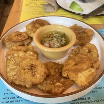 Mariposa Taqueria - Latin American Near Me - Danbury, Connecticut