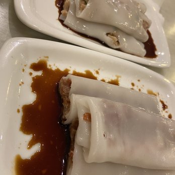 Oriental Bar & Grill - Cha siu and pork wrapped in rice noodles - Dim Sum Near Me - Uncasville, Connecticut Oriental Bar & Grill - Cha siu and pork wrapped in rice noodles - Dim Sum Near Me - Uncasville, Connecticut