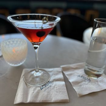 AQUA by El Gaucho - Evan Williams Manhattan - Seafood Near Me - Seattle, Washington